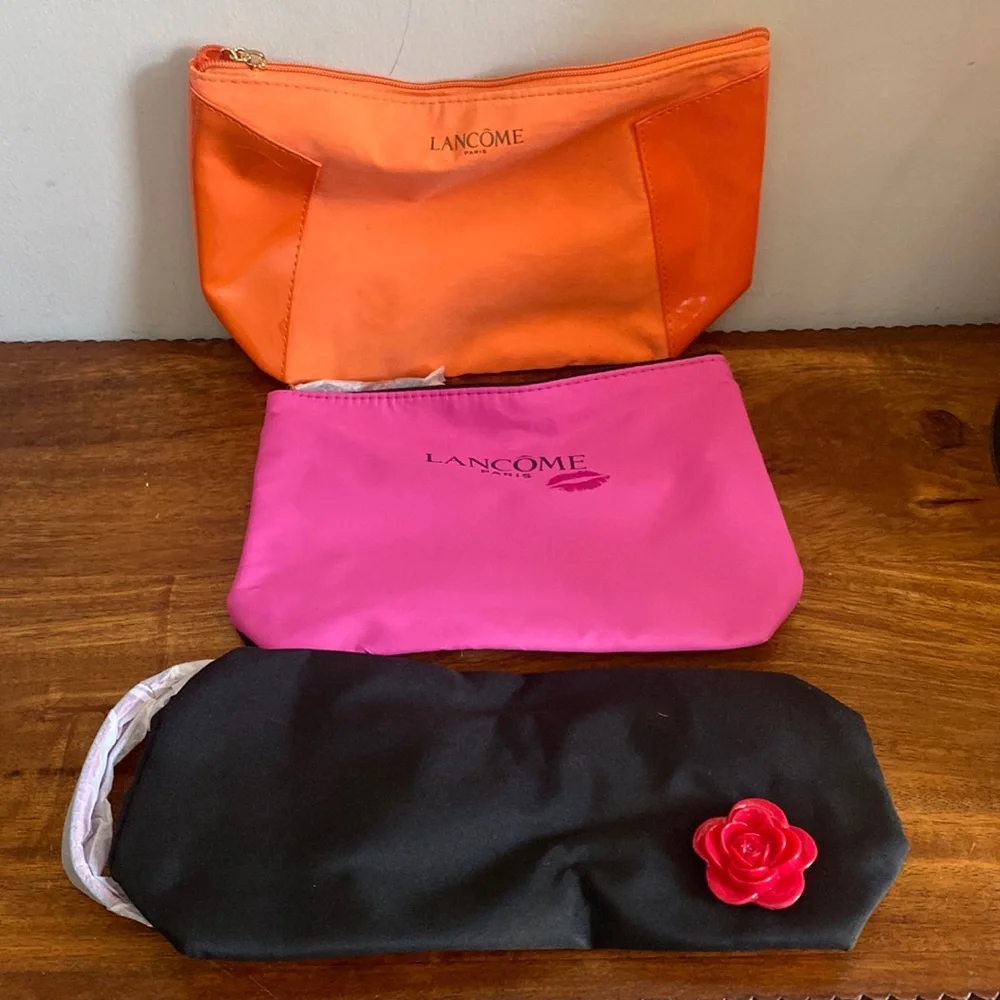 New Lancome 3 PC Cosmetic Travel Bag Set Spring or Summer Pink Orange Floral Swi